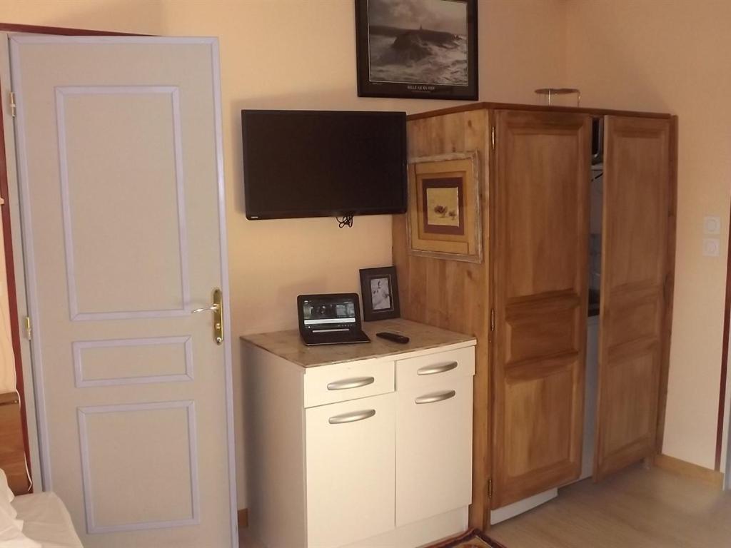 Hotel Manoir De Rouesse Laval  Zewnętrze zdjęcie